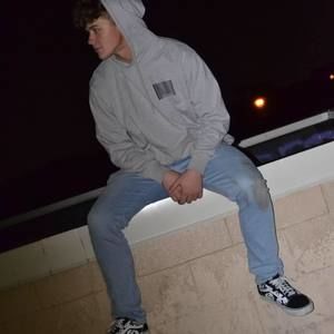 Meet your Posher, Samuel